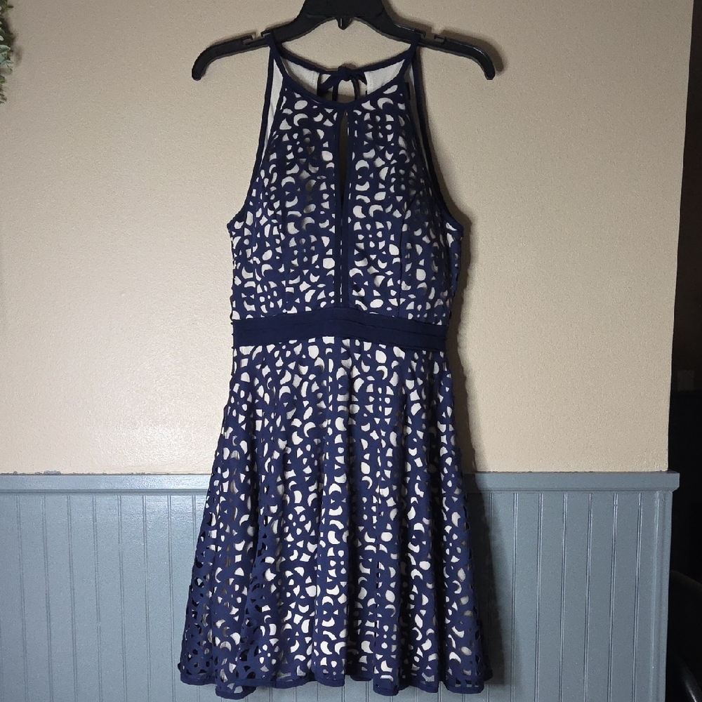 Chic Navy Blue Patterned Mini Dress